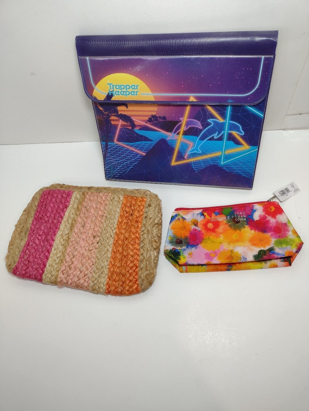 Set Of 3. Keeper Binder And  2  Zip Cosmetic Pouch — Multicolor